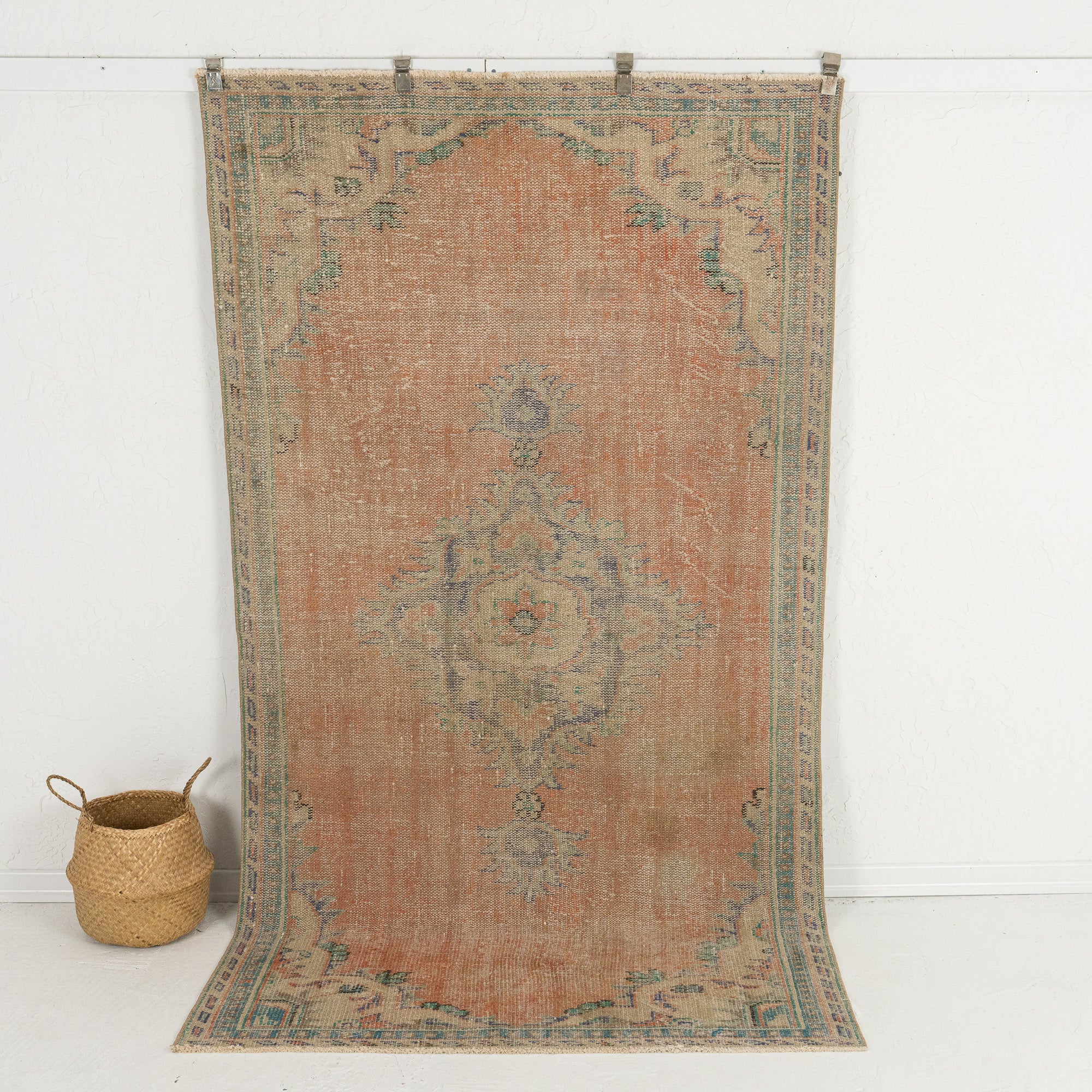 Kaelis - Turkish Rug, Vintage Charm for Modern Spaces