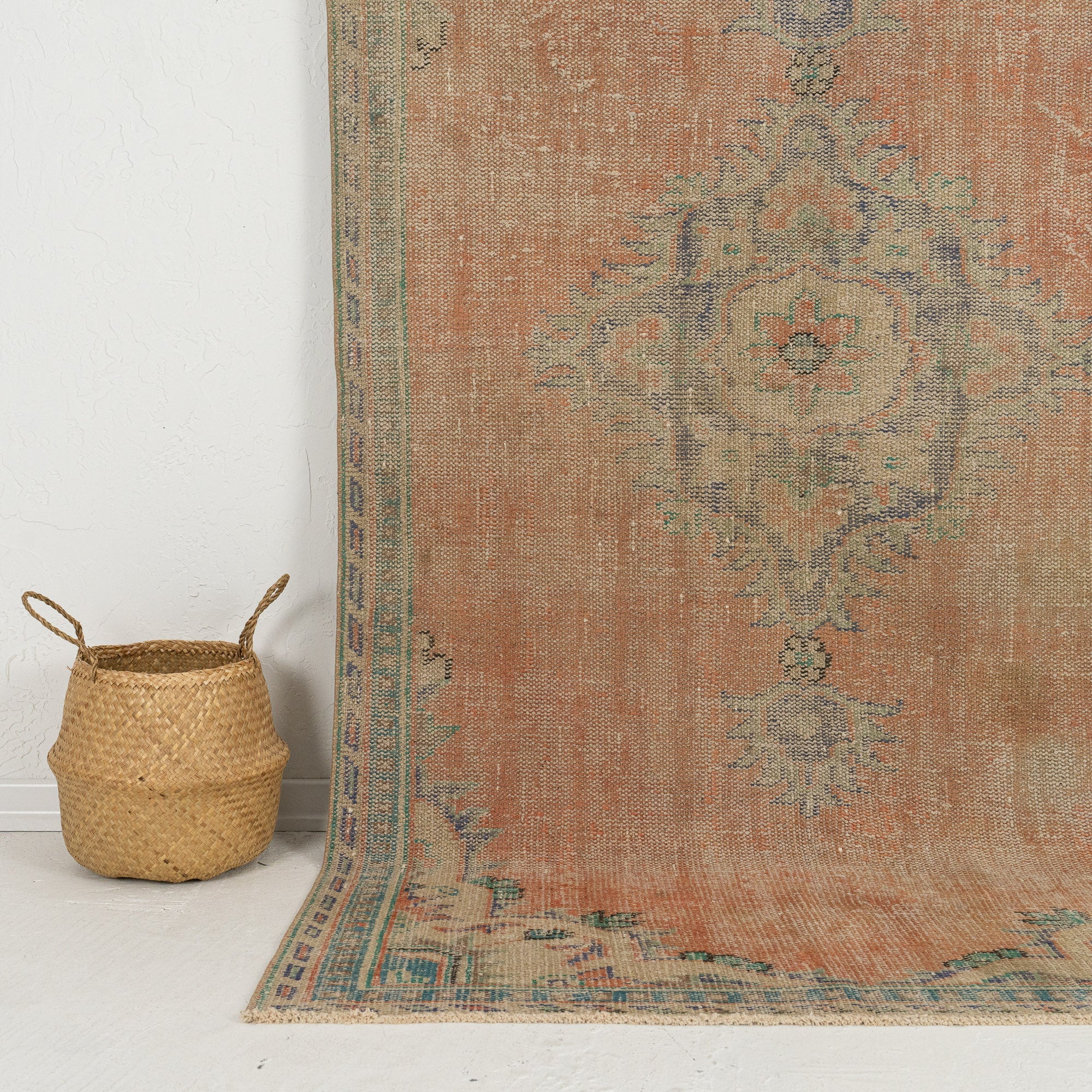 Kaelis - Oriental Rug, Timeless & Exquisite