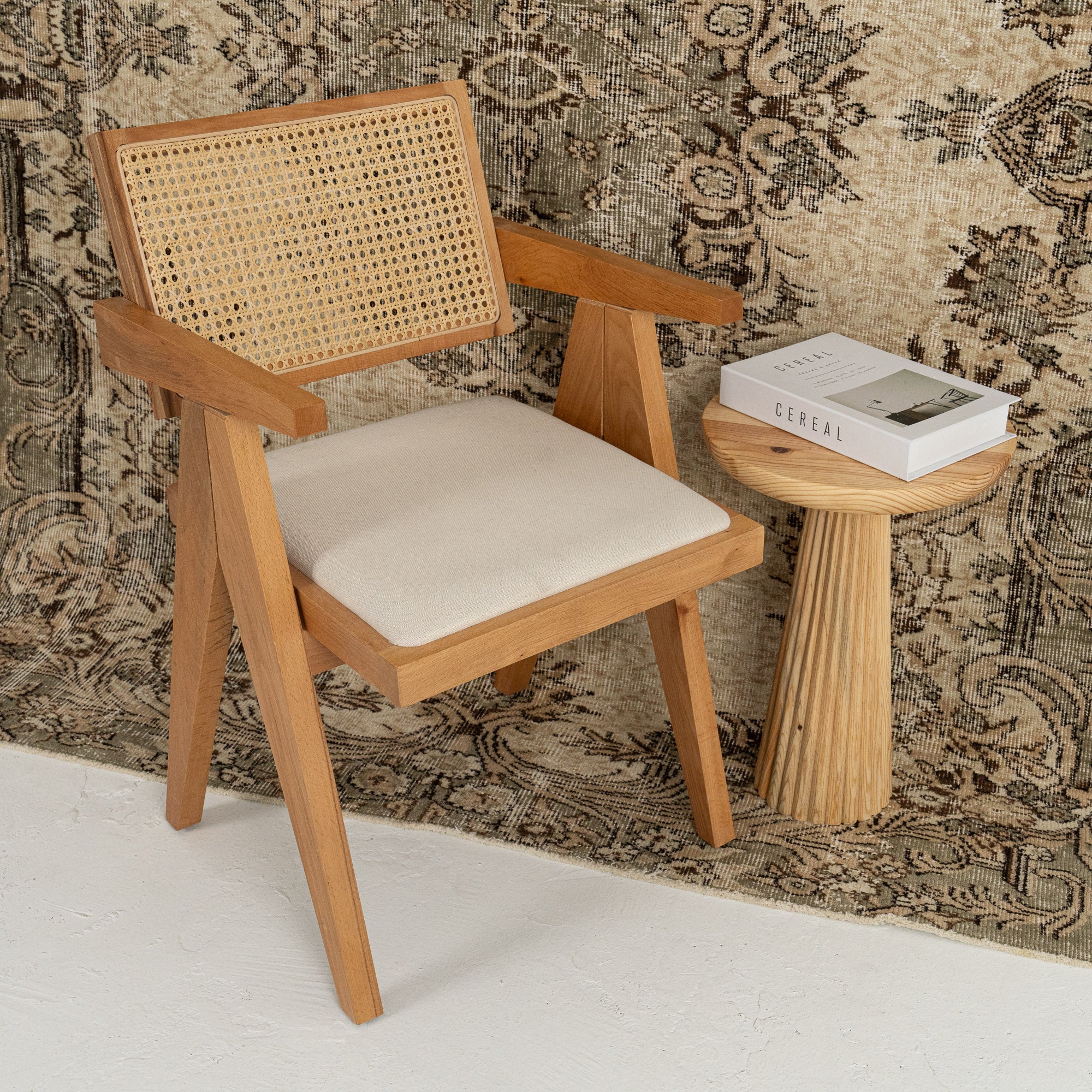 Solenne - Living Room Rug, Curated Vintage Collection