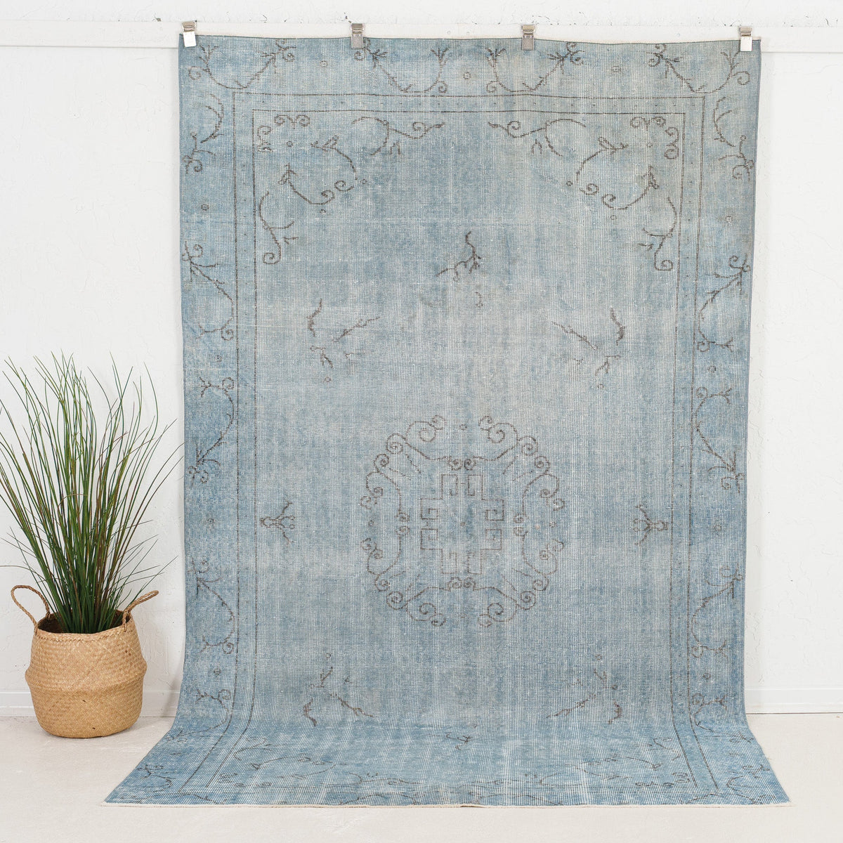 5' x 9' - Vintage Turkish Area Rug, Black - Alievina | Kuden Rugs