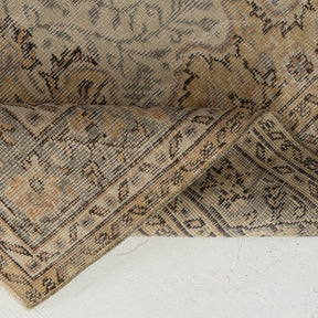 6x10 area rug with beautiful beige hues, from turkish