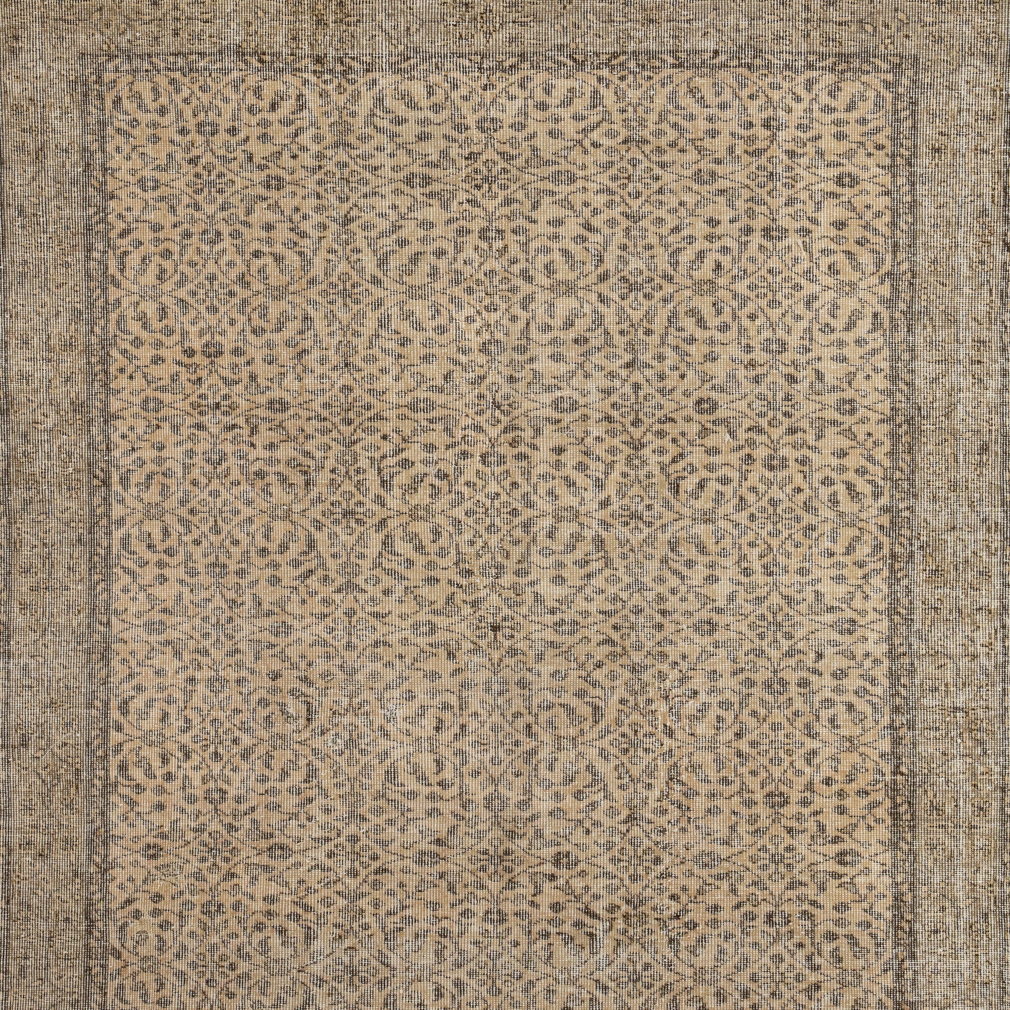Anoria - Oriental Rug, Exquisite Antique Design