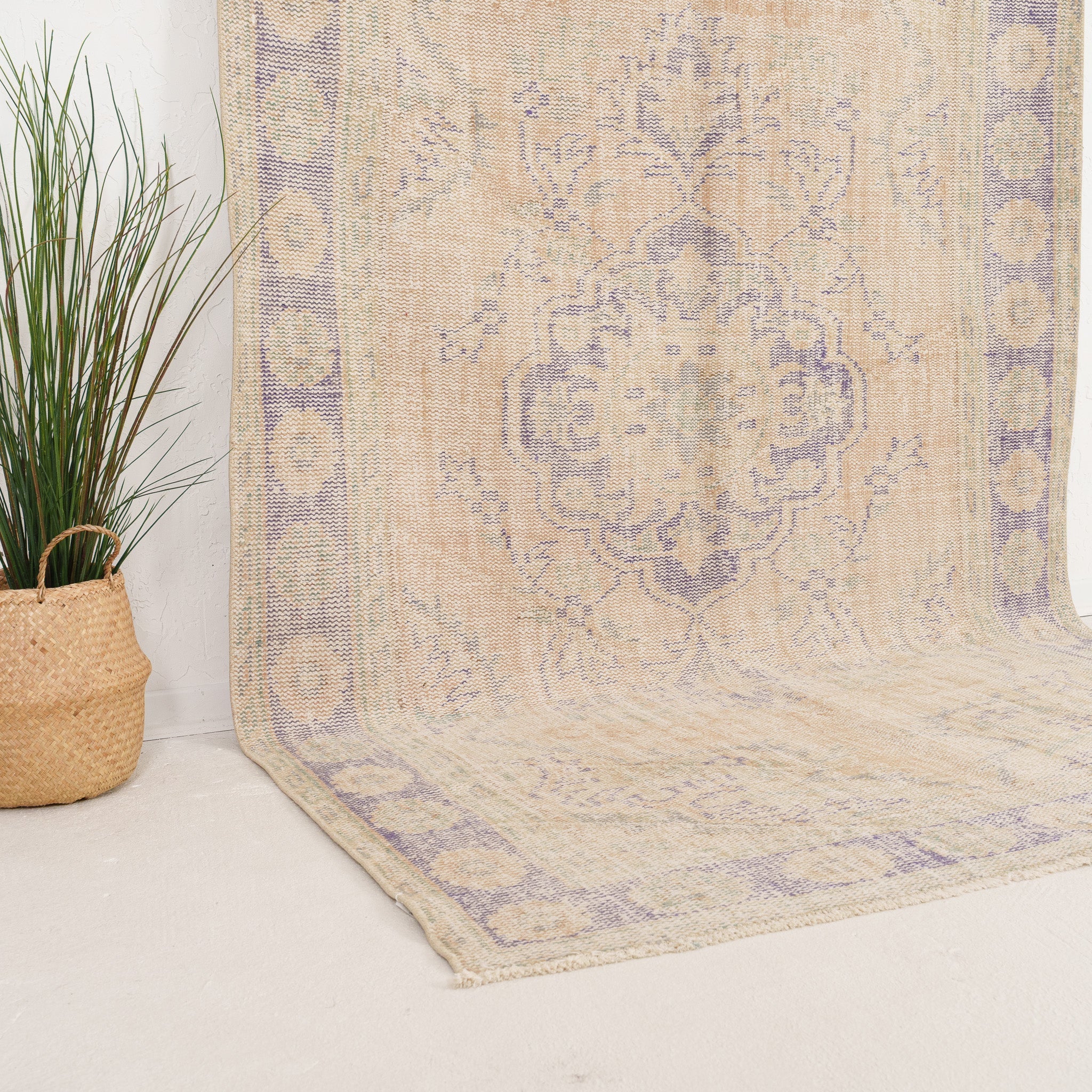 65×80" Insignia” ViNTAGE TURKiSH RUG 6' x 10' - Vintage Turkish Area Rug, Blue - Alesia | Kuden Rugs