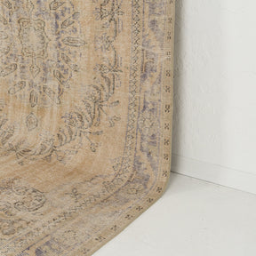 Classic area rug in 6x9 dimensions, crafted in turkish