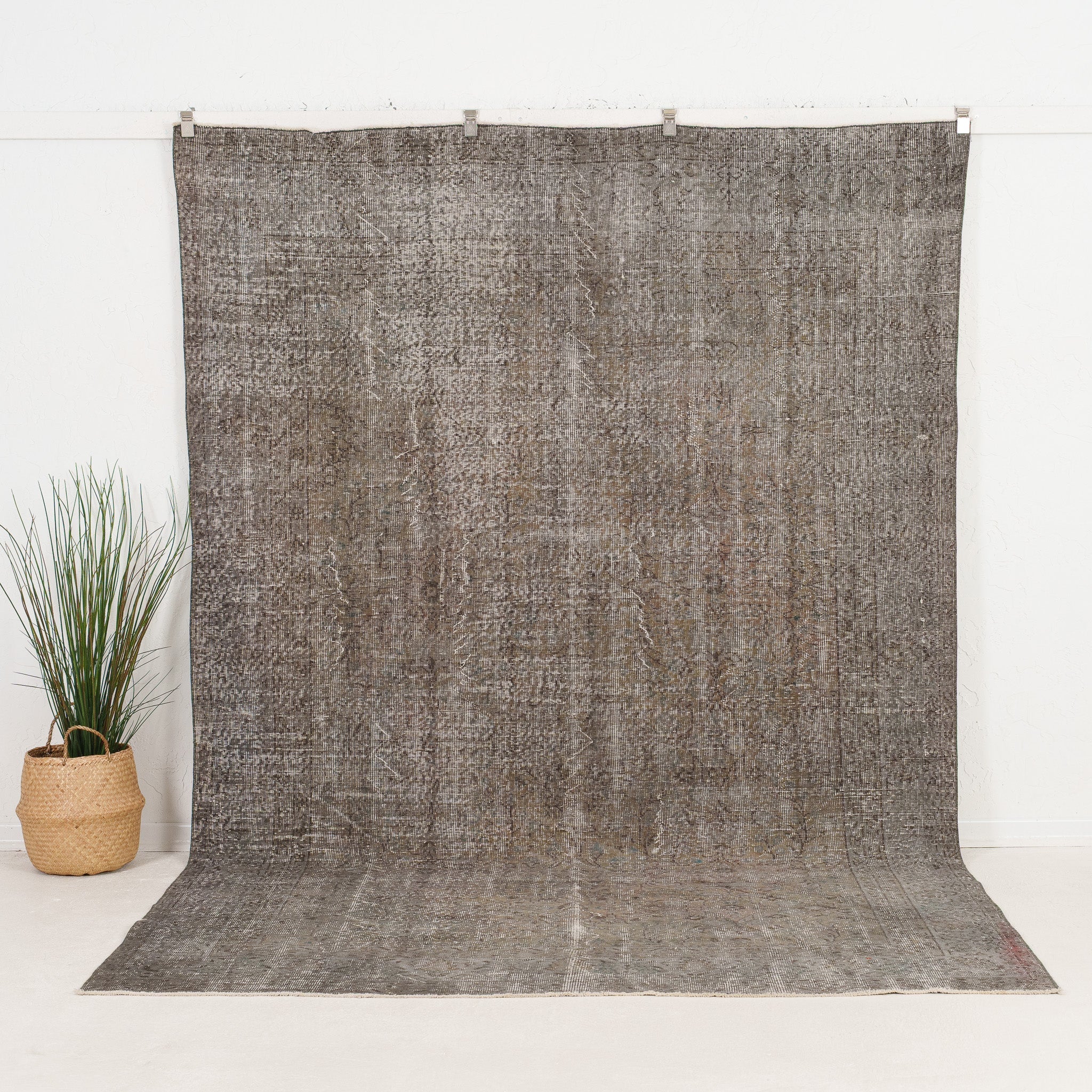 7' x 10' - Vintage Turkish Area Rug, Beige - Aisora | Kuden Rugs