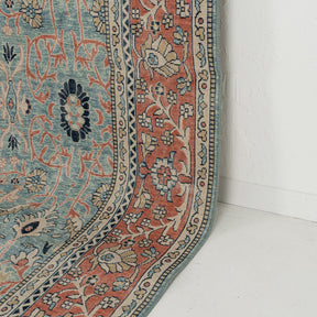 Classic area rug in 8x10 dimensions, crafted in turkish