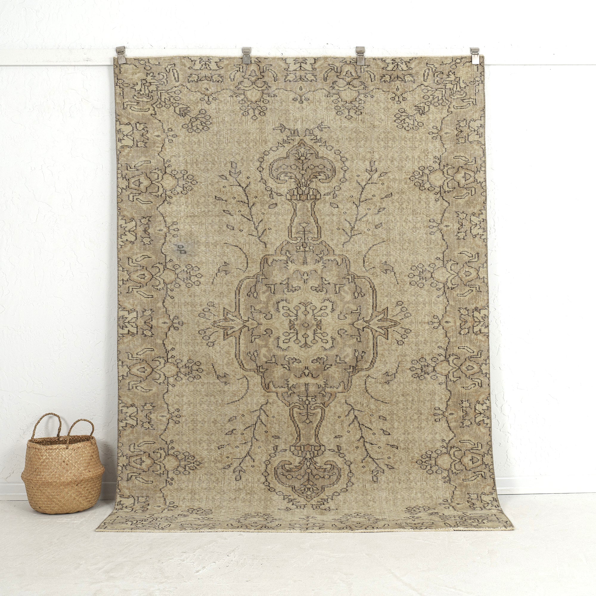Briallen - Living Room Rug, Premium Handmade Craft