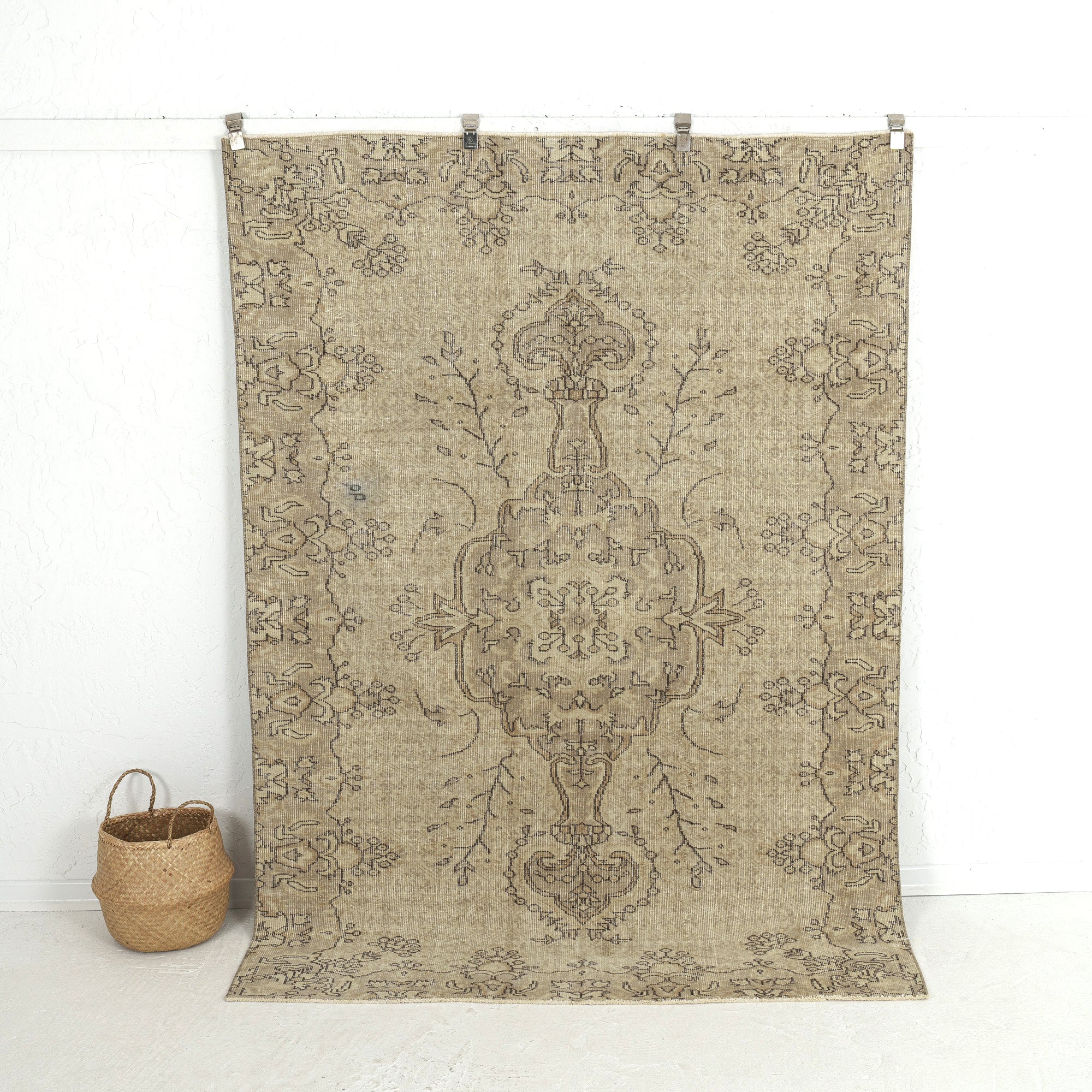 Briallen - Handmade Turkish Rug, Rich in Tradition