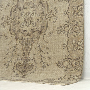 Briallen - Persian Rug, Handcrafted & Timeless
