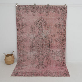 Arrietty - Dining Room Rug, Elegant Oriental Style