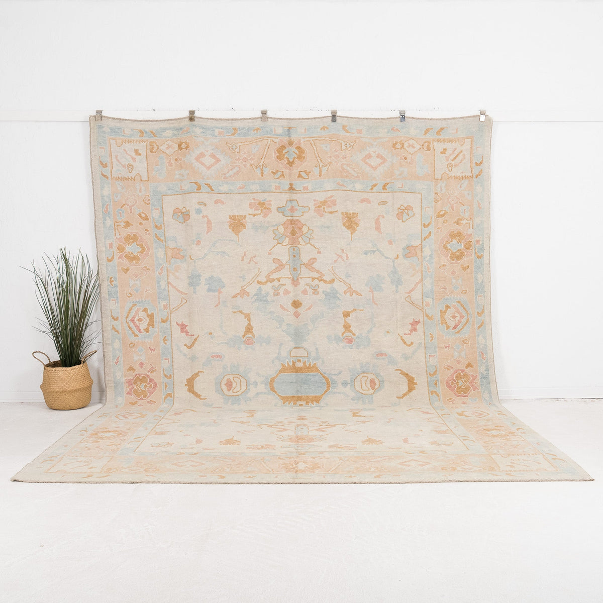 Auravelle - Vintage Turkish Area Rug
