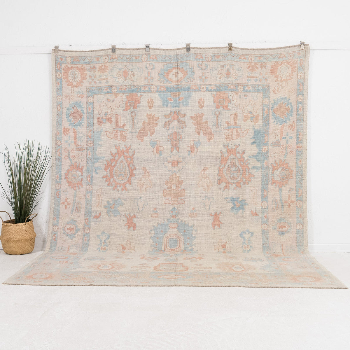 Elarivelle - Vintage Turkish Area Rug