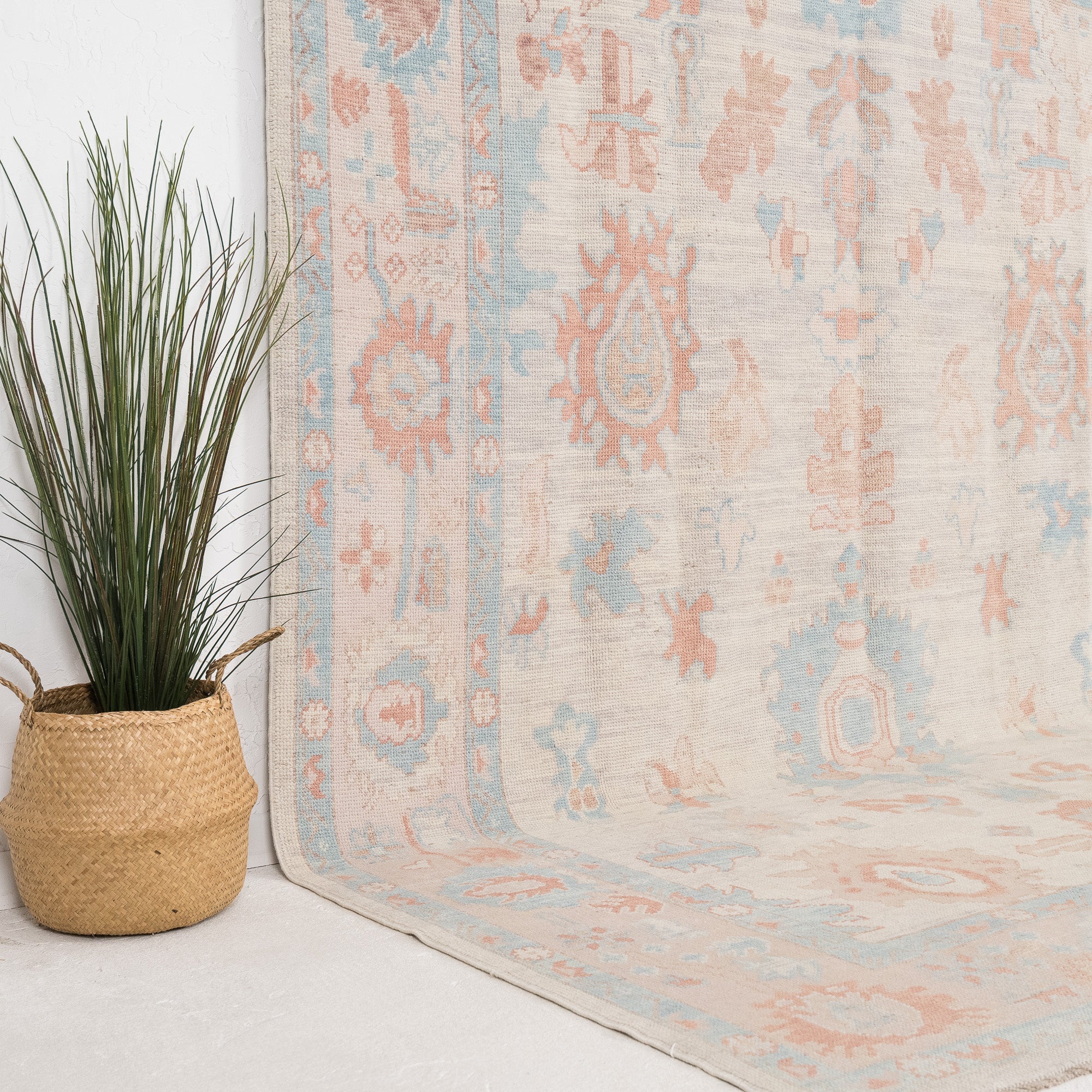 Elarivelle - Vintage Turkish Area Rug