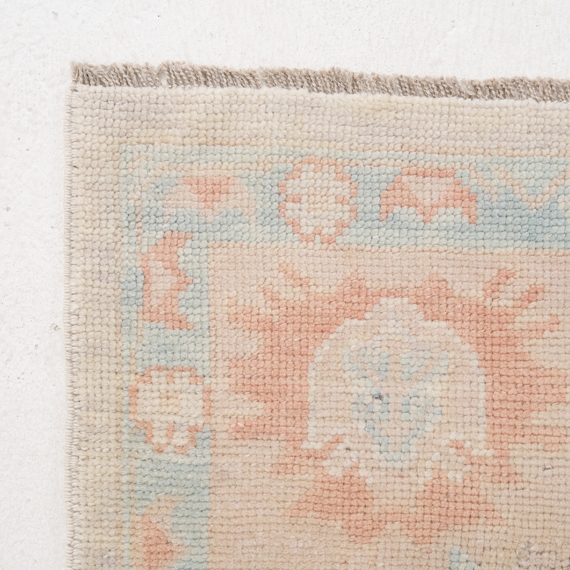 Elarivelle - Vintage Turkish Area Rug