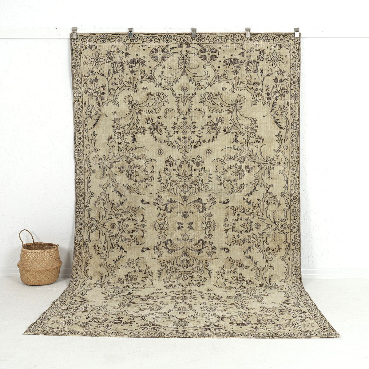 Minara - Vintage Persian Rug, Handwoven Masterpiece