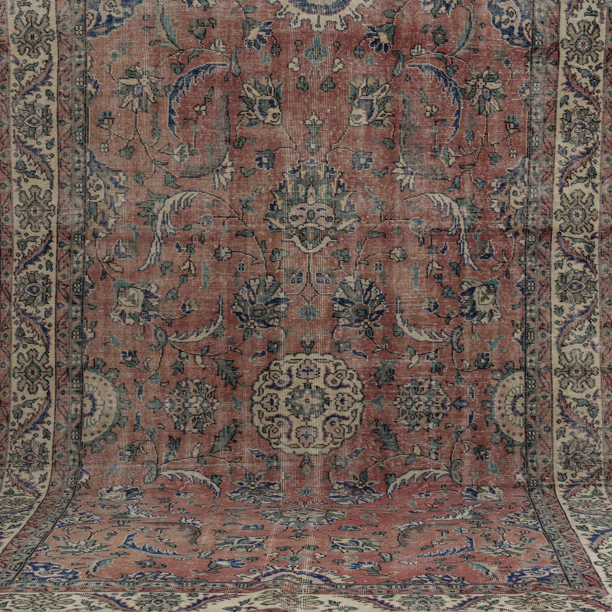 Kalina - Oriental Rug, Exquisite Antique Design