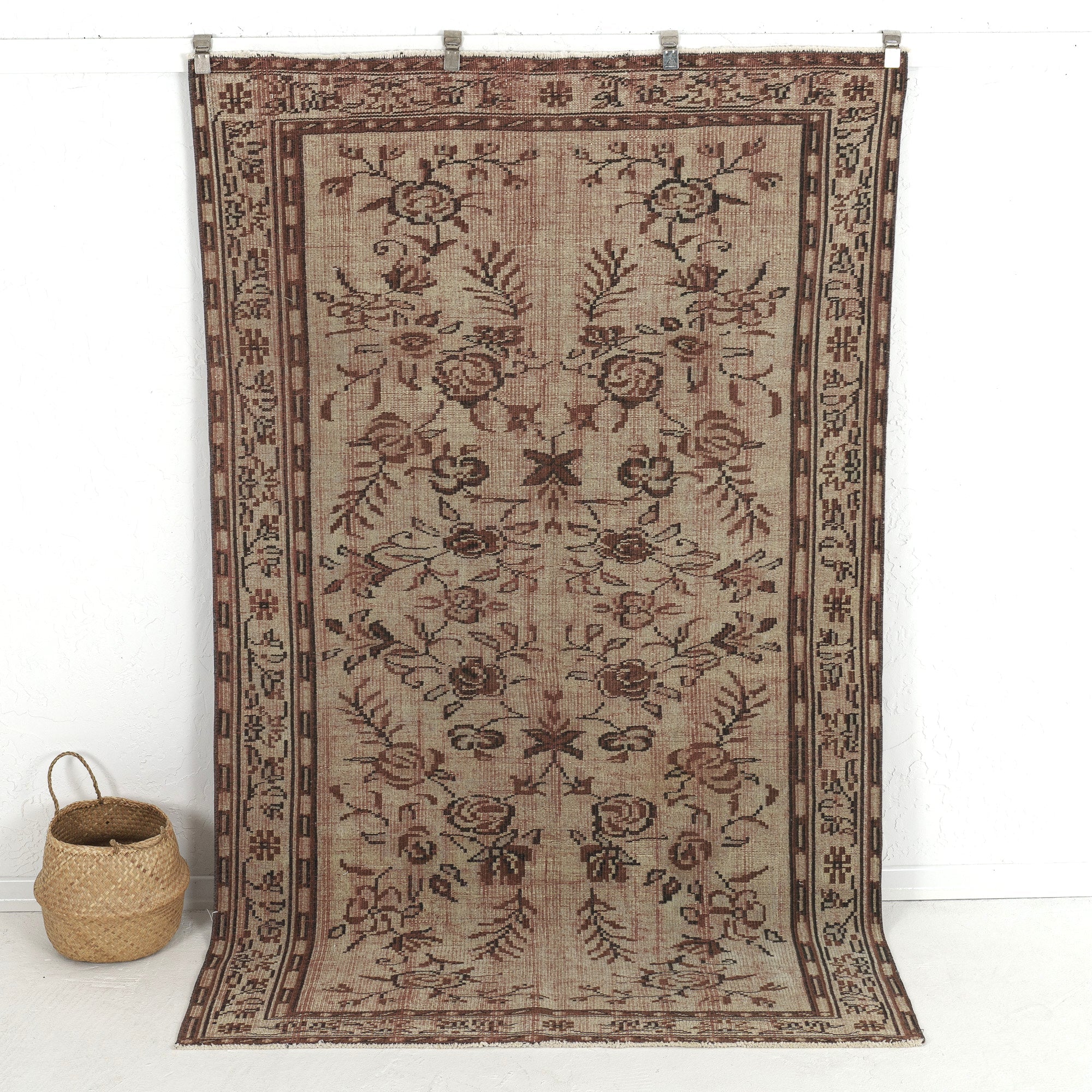 Tirena - Oriental Rug, Timeless & Exquisite