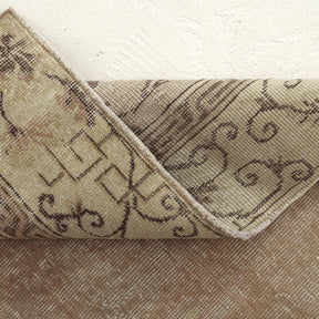 Elegant beige area rug, perfect for living room, bedroom, entryway, office, kitchen & dining decor