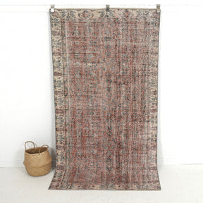 Handmade 4x8 area rug in pink, ideal for a cozy living room, bedroom, entryway, office, kitchen & dining