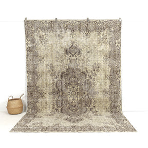Erylia - Persian Rug, Handcrafted & Timeless