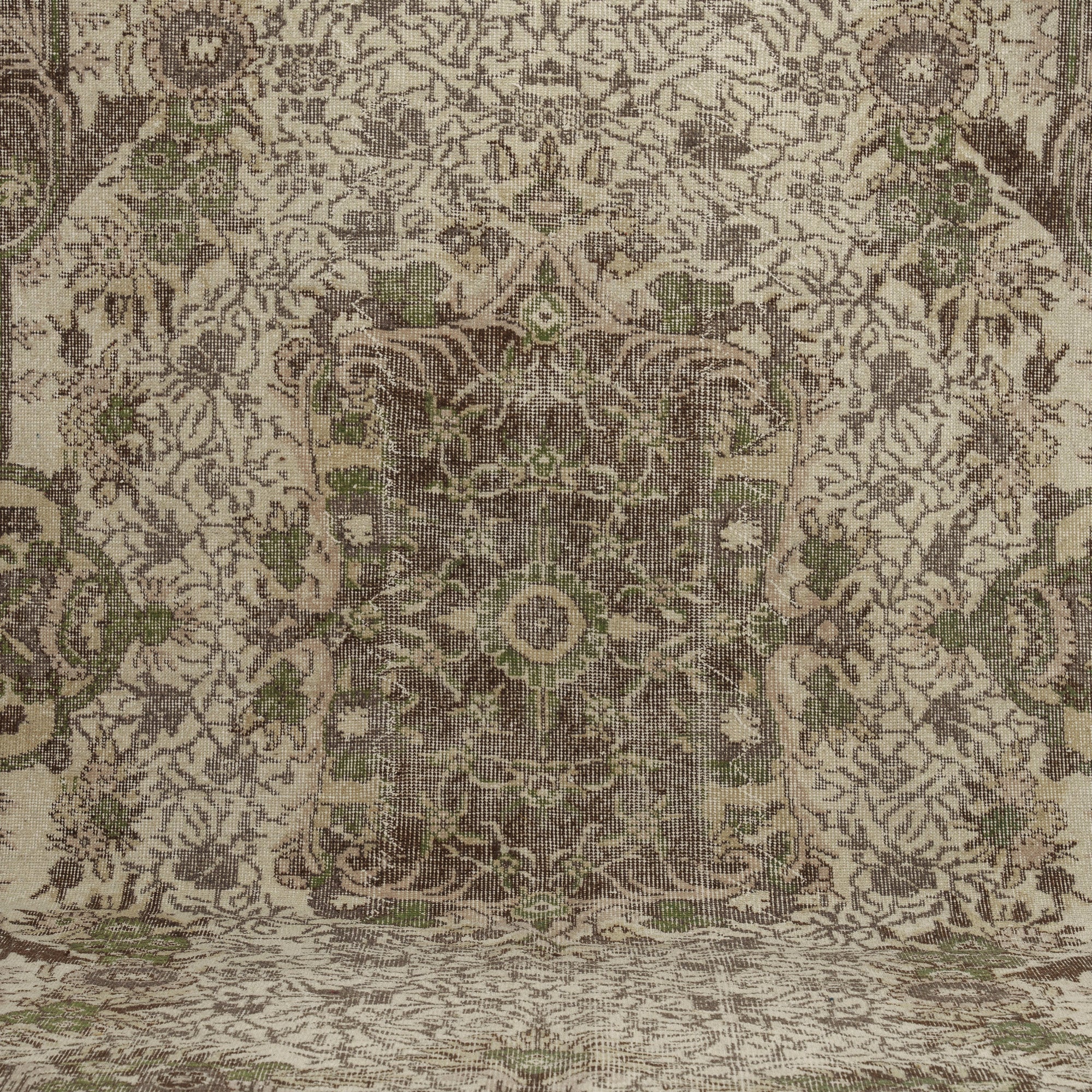 Anemone - Persian Rug, Handcrafted & Timeless