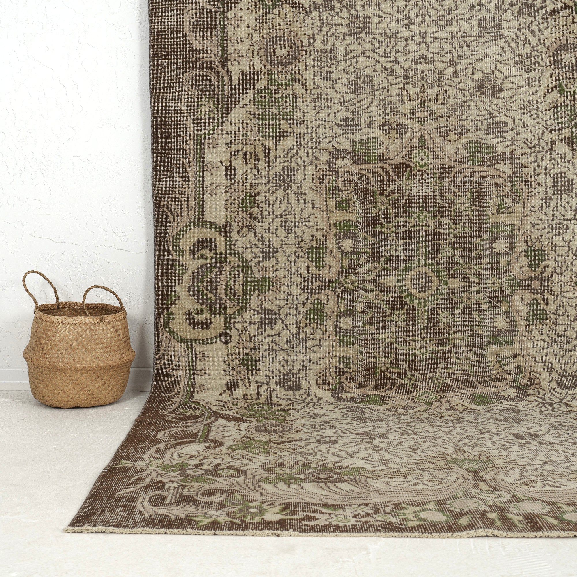 Anemone - Vintage Persian Rug, Handwoven Masterpiece