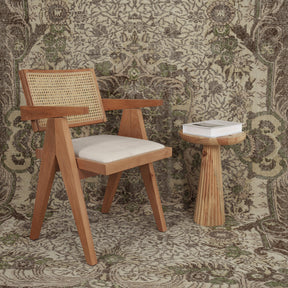 Anemone - Oriental Rug, Handcrafted for Luxury Living