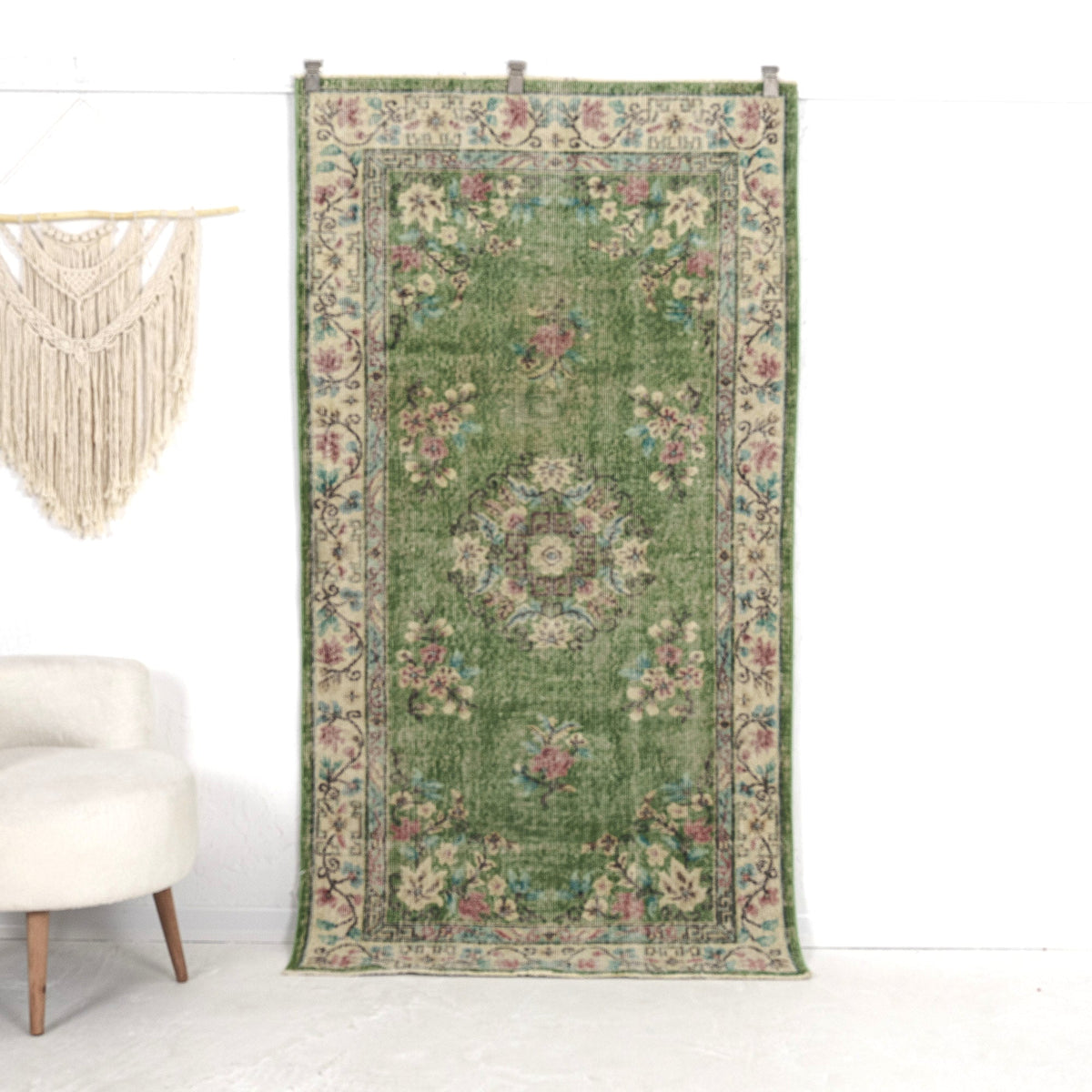 Ebella - Oriental Rug, Timeless & Exquisite