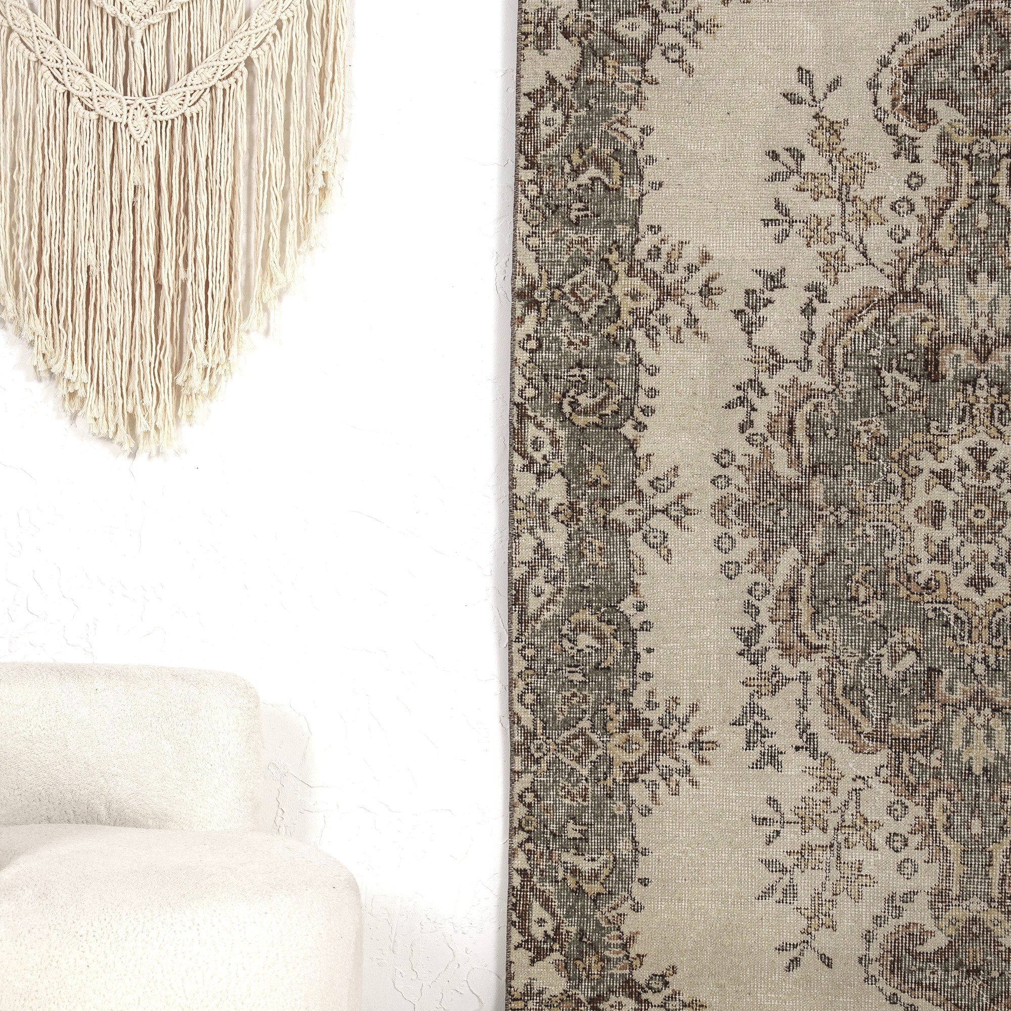 Flora - Handmade Turkish Rug, Rich in Tradition