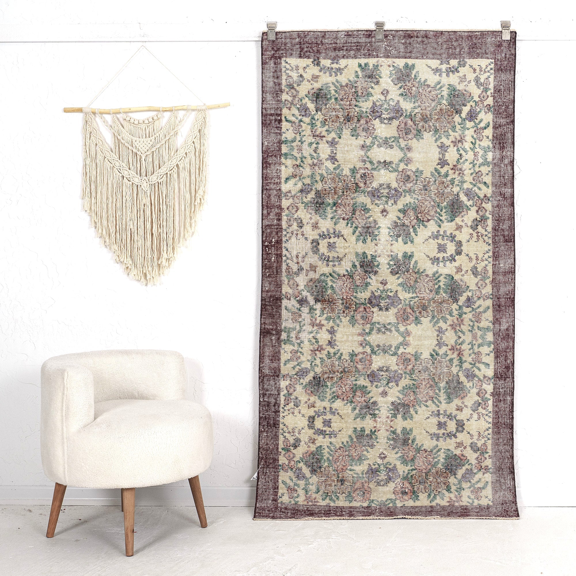 Joella - Elegant Living Room Rug, Antique Charm