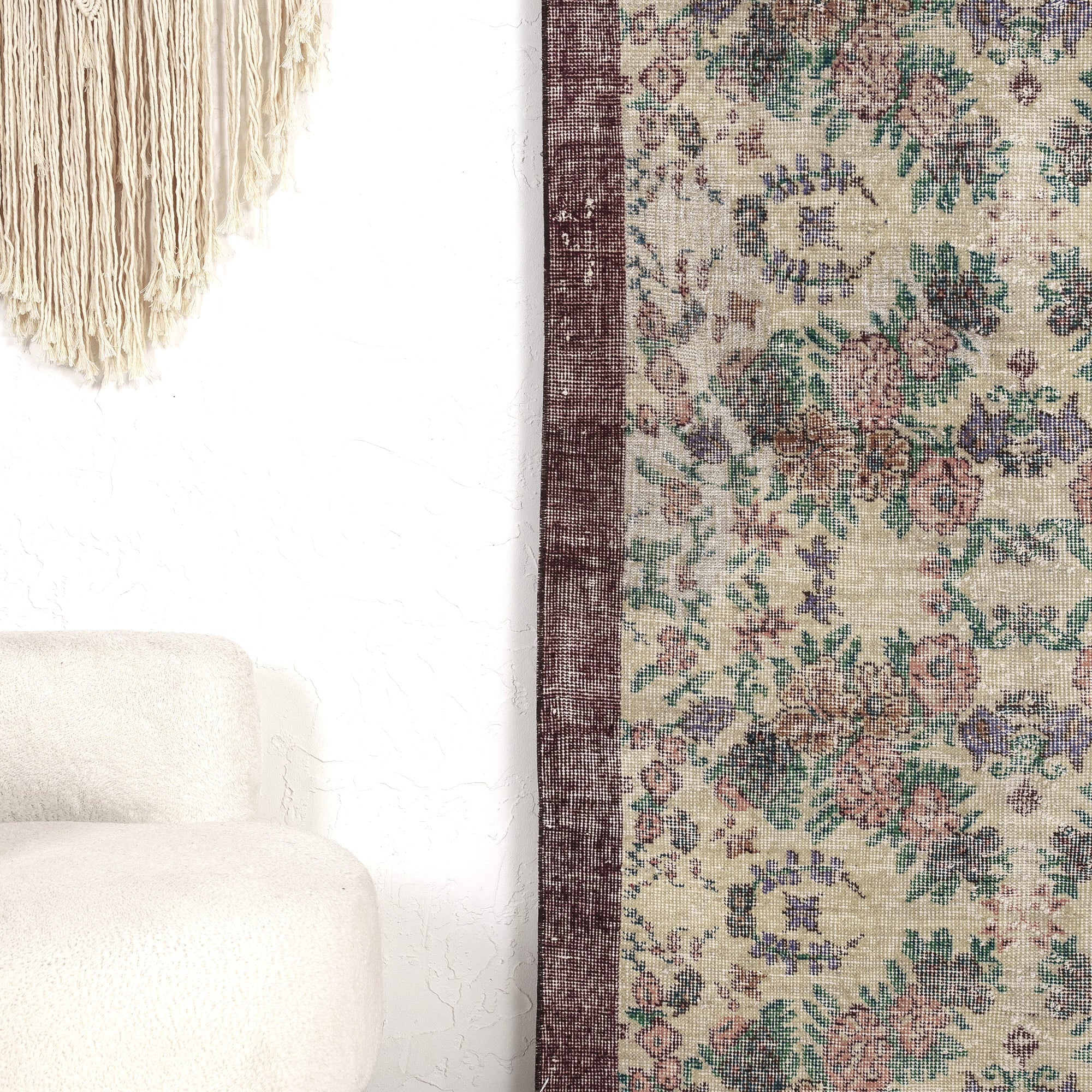 Joella - Dining Room Rug, Authentic Oriental Design