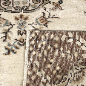 Fiorine - Oriental Rug, Exquisite Antique Design