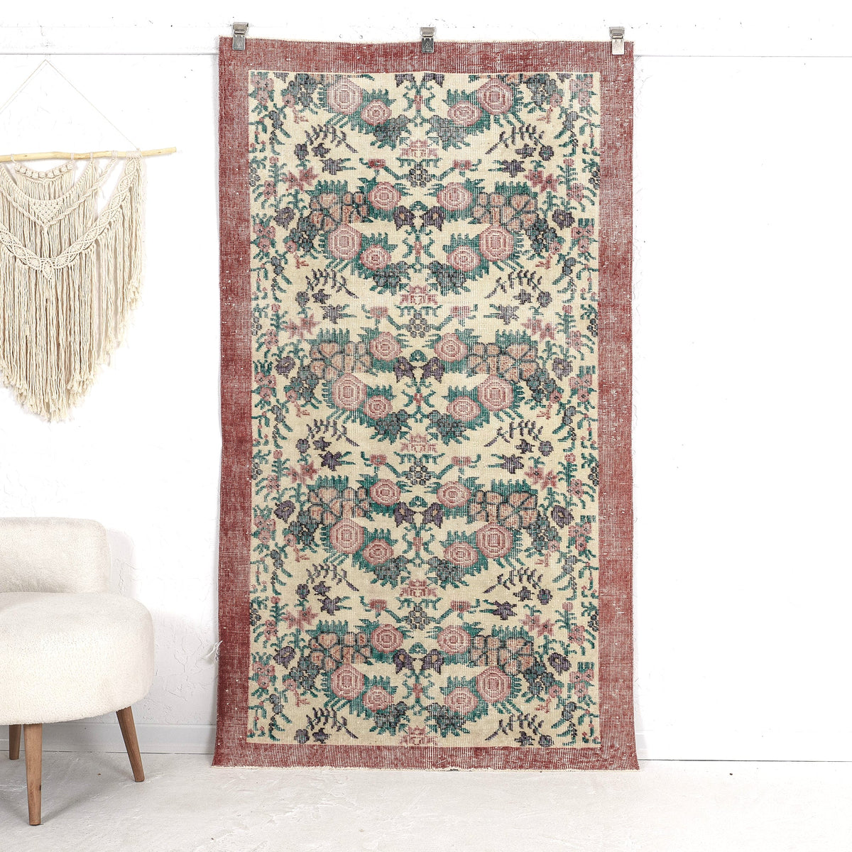 Jacynda - Oriental Rug, Exquisite Antique Design