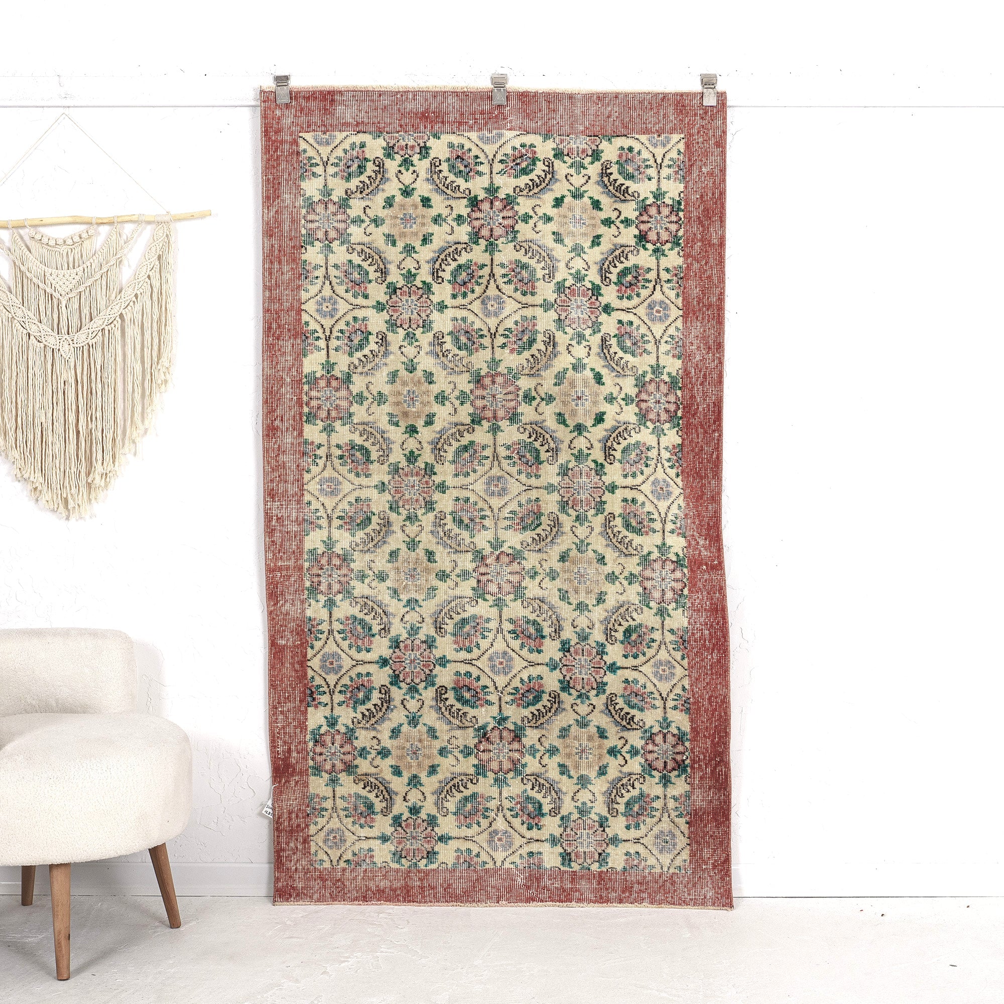 Karitza - Oriental Rug, Timeless & Exquisite