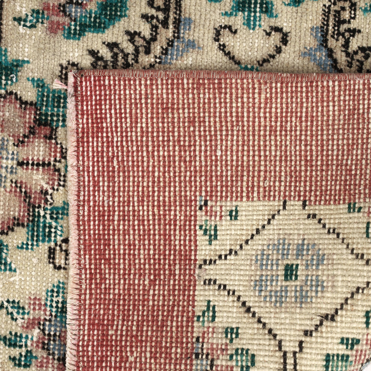 Karitza - Persian Rug, Unique Handcrafted Artistry