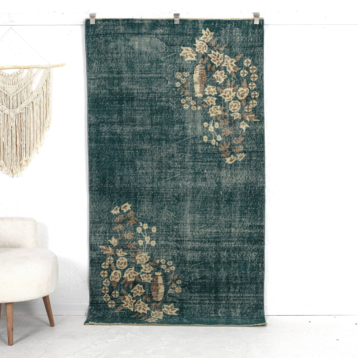 Kaprice - Turkish Rug, Authentic and Vintage