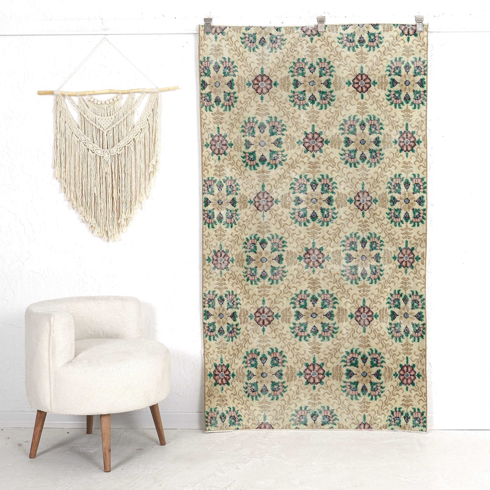 4' x 7' - Vintage Turkish Small Rug, Beige - Kendree | Kuden