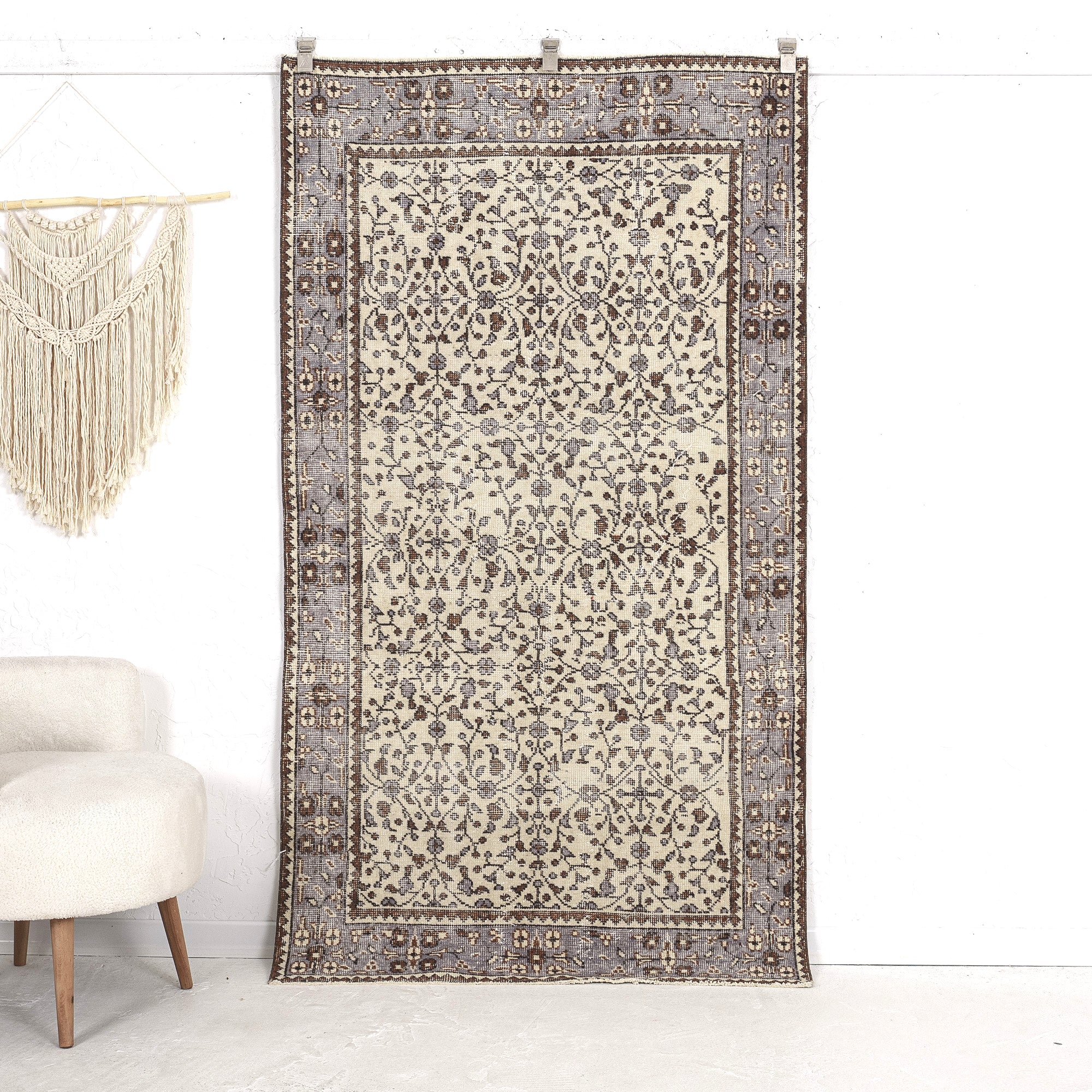 4' x 7' - Vintage Turkish Small Rug, Beige - Melba | Kuden Rugs