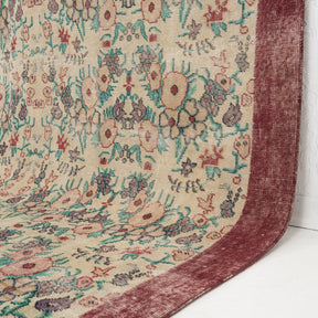 Thalirae - Vintage Turkish Area Rug