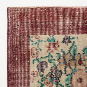 Thalirae - Vintage Turkish Area Rug