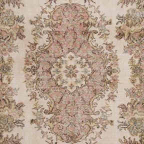 5x9 Vintage Rug