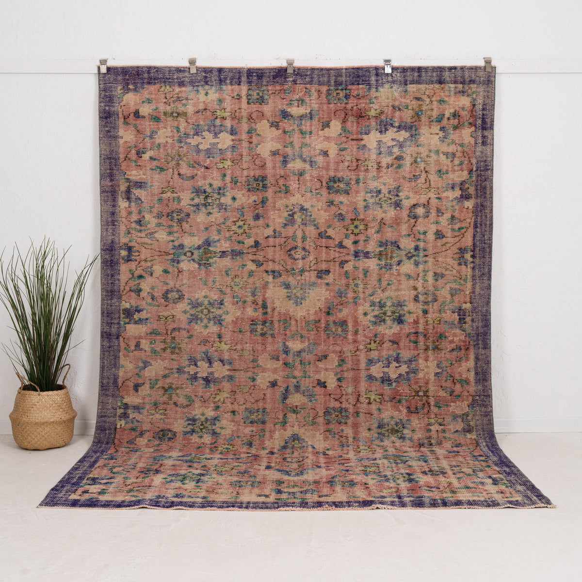 7' x 10' - Vintage Turkish Area Rug, Pink - Elaneth | Kuden Rugs