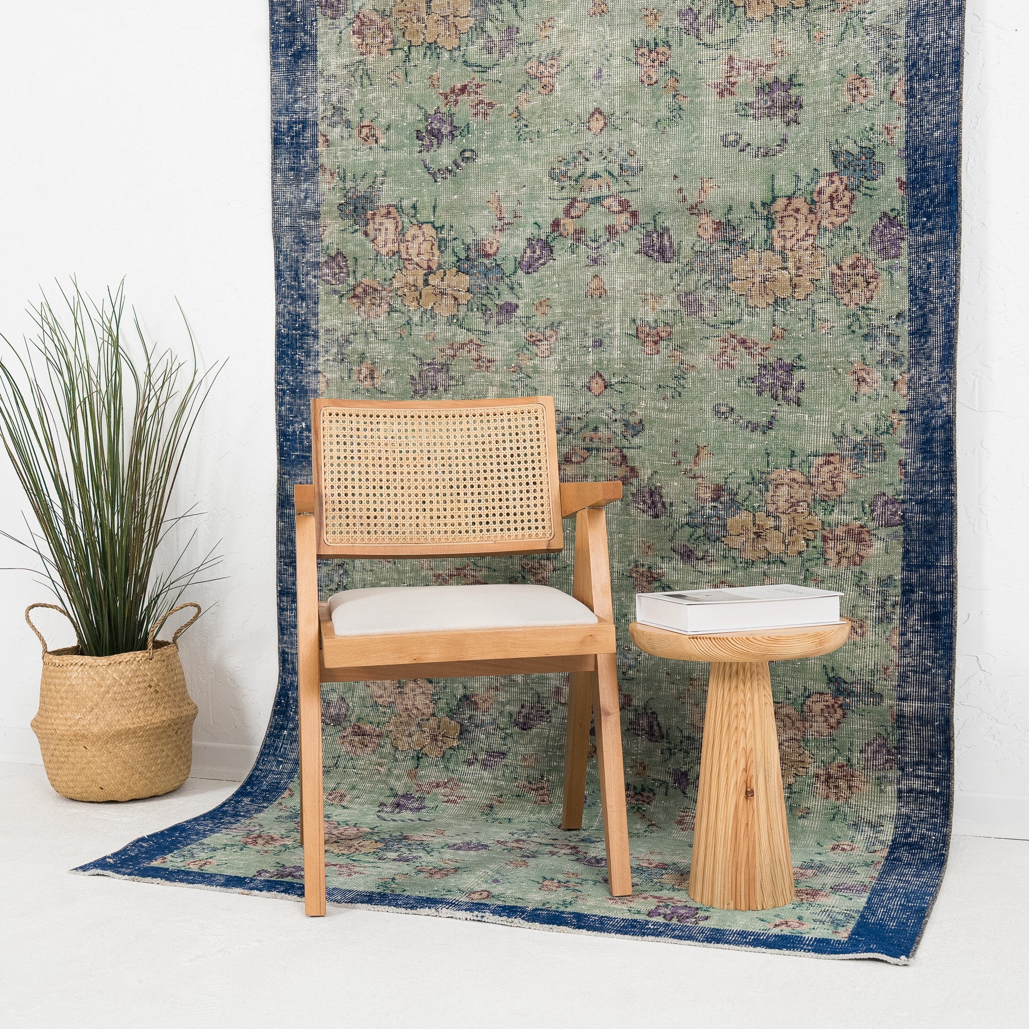 Valestra - Vintage Turkish Area Rug