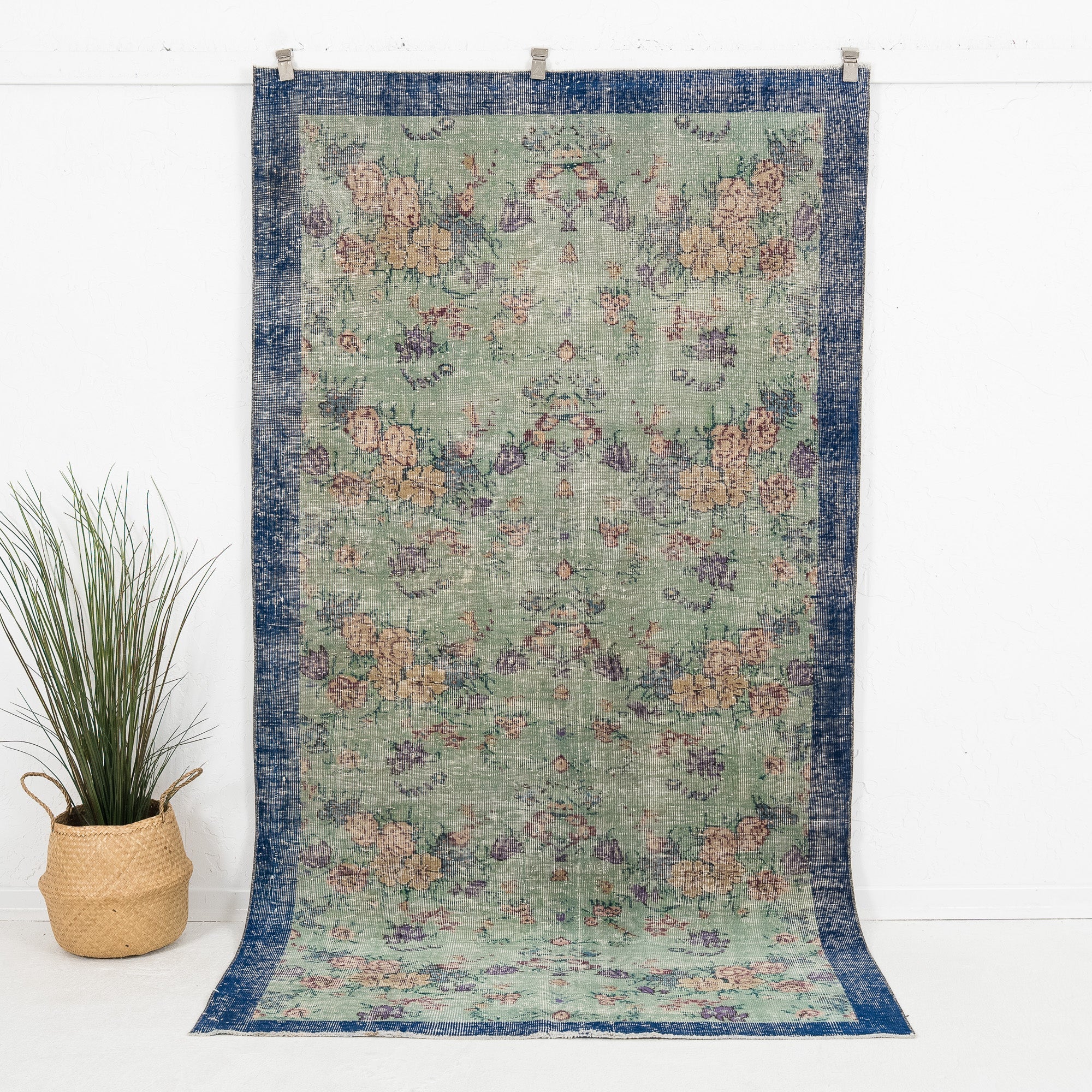 Valestra - Vintage Turkish Area Rug