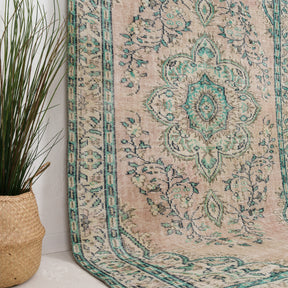 Felarise - Vintage Turkish Area Rug