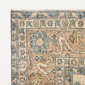 Daevina - Vintage Turkish Area Rug