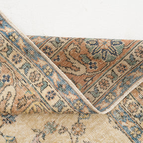 Daevina - Vintage Turkish Area Rug