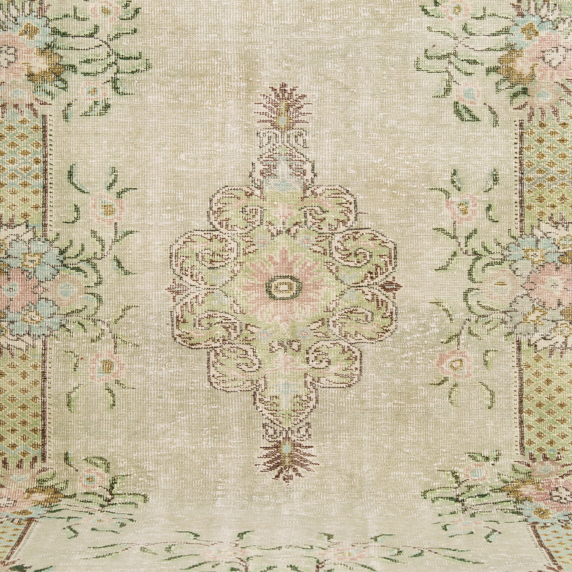 6x10 Vintage Rug