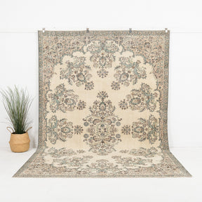 Serenique - Vintage Turkish Area Rug