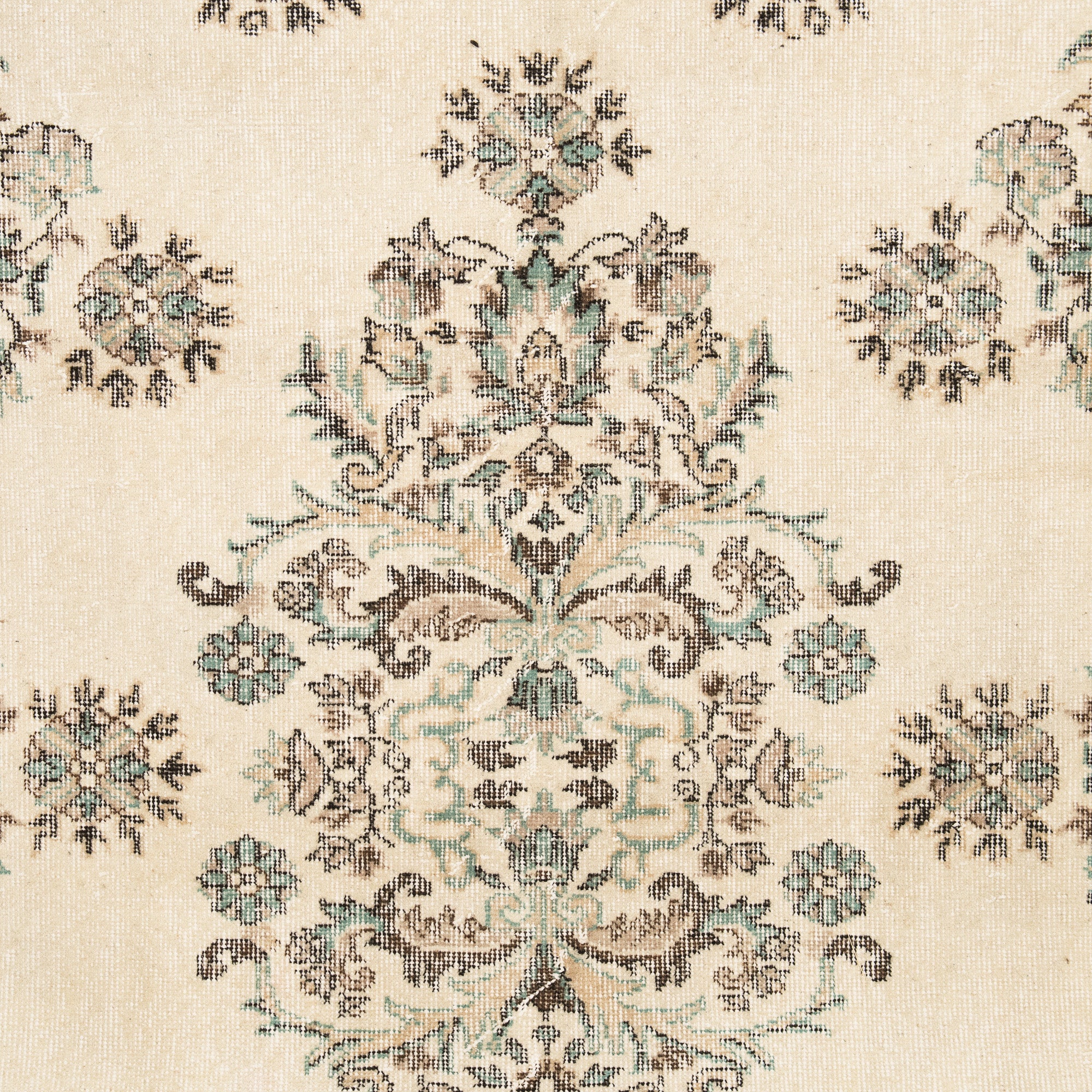 Serenique - Vintage Turkish Area Rug